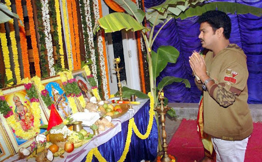 CLICK THE ABOVE ARROW TO  ZOOM THE IMAGE