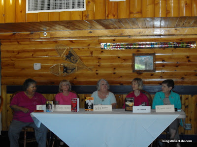 Photo source: San Joaquin Sisters In Crime Sacramento Sisters In Crime visit Fresno