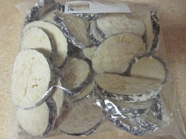 eggplant in ziplock bag with flour to coat 