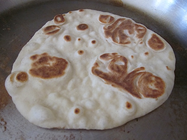 brown bubbles naan