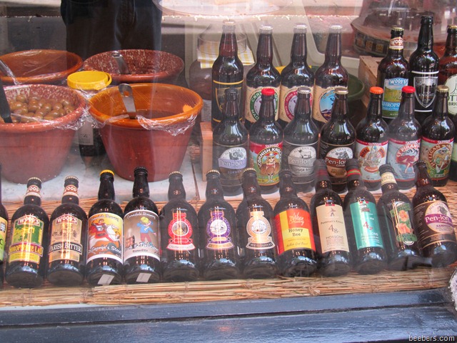 [Wales2010Card2 206[5].jpg]