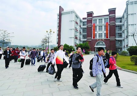 南方科技大学3月1日正式开学了 南方科技大学3月1日正式开学了.jpg