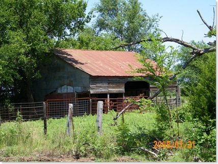 old barn outside of Wayne, OK