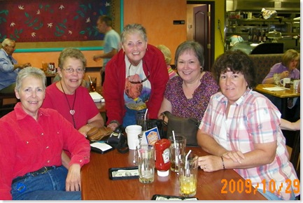 QR girls: Donna O'Neil, Nancy Reid, Ginny Dexter, me, Snookie Quinn at Creative Cafe, Casa Grande, AZ