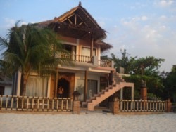 [Sunset Beach[TIC Jepara] (9) [320x200][9].jpg]