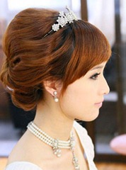 10-Simple-Beauty-Lovely-wedding-hairstyles-4