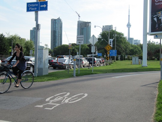 Cycling in Toronto