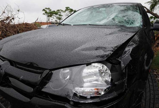 Volkswagen Golf involved in Critical Mass incident in Porto Alegre, Brazil