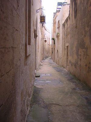 Michael Middleton - Ancient street, Island of Malta