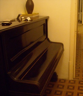 el piano de mi casa