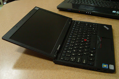 [NB] 輕巧、簡約、時尚：Lenovo ThinkPad X100e開箱心得！ - 阿祥的網路筆記本