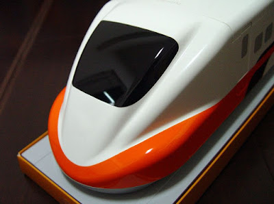 [HSR]台灣高鐵T700型車頭造型便當盒開箱分享！ - 阿祥的網路筆記本