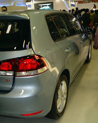 [Event] 2010台北車展現場記實：Volkswagen、Land Rover、M.Benz篇 - 阿祥的網路筆記本