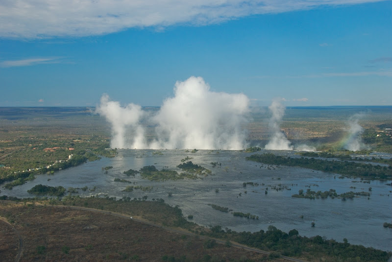 mist victoria falls from helicopter 