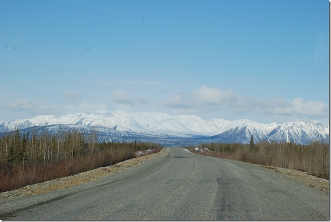 04-25-09  B Alaskan Highway - Yukon 022