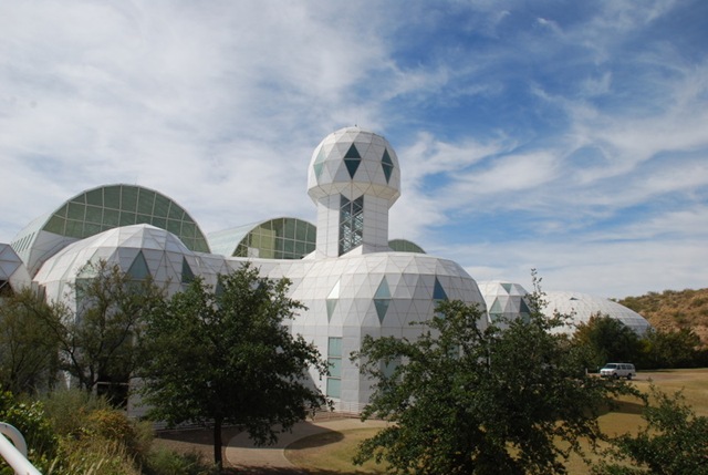 [10-25-10 Biosphere 2 026[3].jpg]