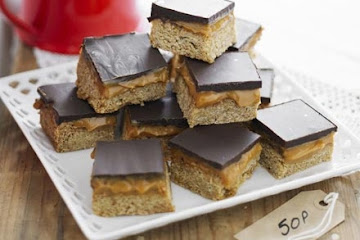 Chocolate & caramel flapjacks