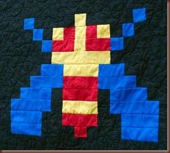 galaga_quilt_bee