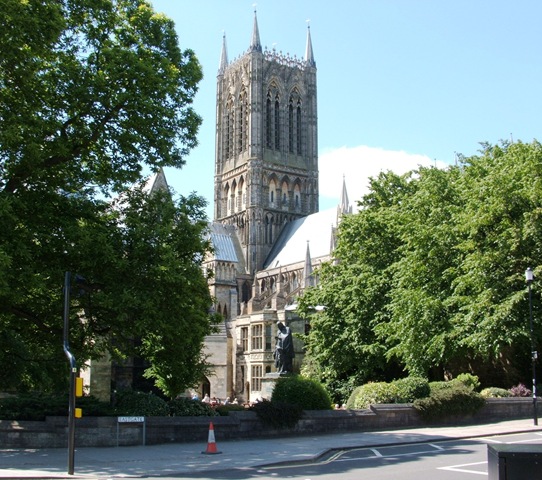 [LincolnCathedral222.jpg]