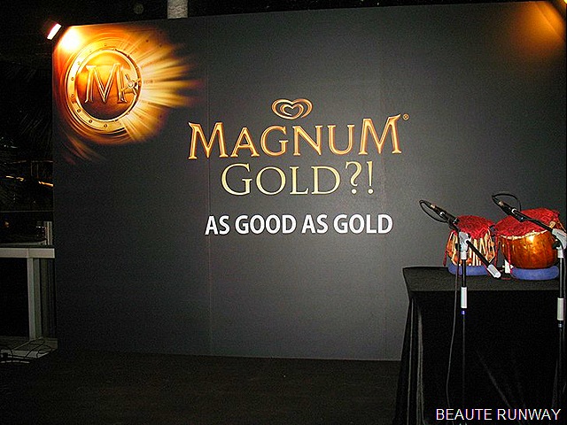 [Magnum Gold Launch Party 01[7].jpg]
