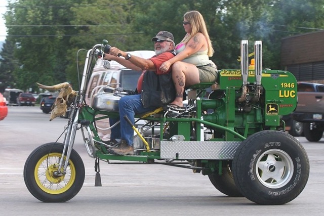 [saskatchewan trike[5].jpg]