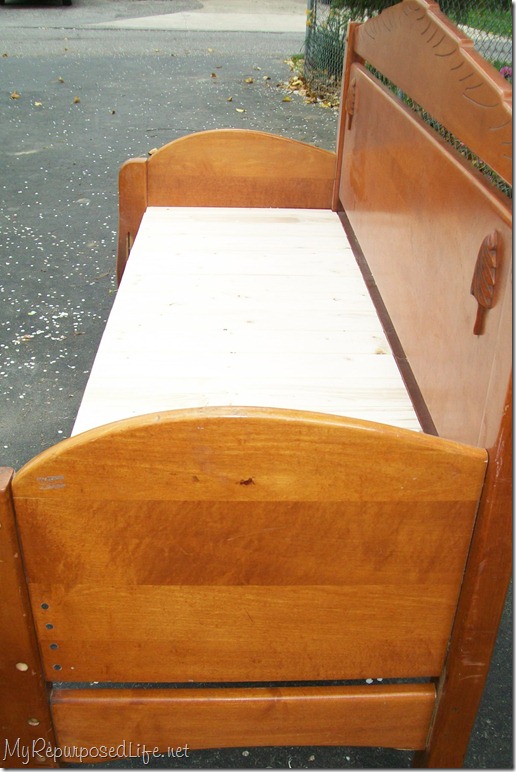 armrests on headboard bench