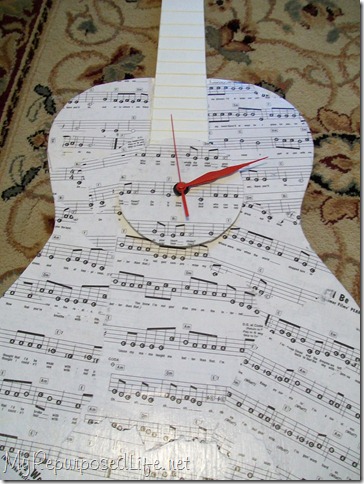repurposed guitar clock