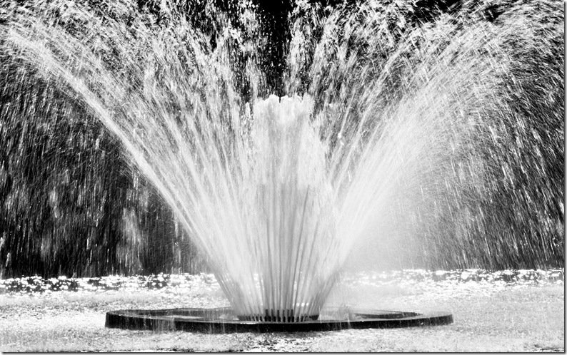 princes quay fountain in hull b&w slow shutter speed