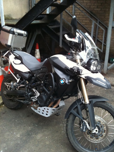 f800gswhite.jpg