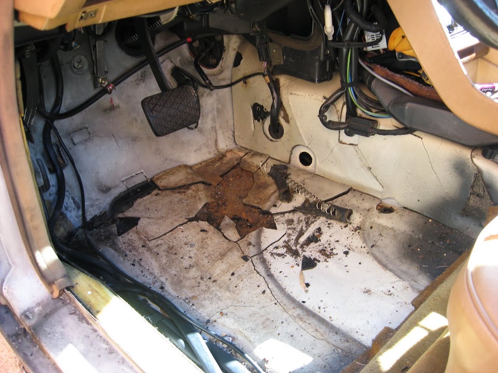 Benz floor mercedes pan rusted