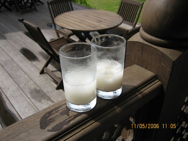 看起来很好喝可是一点都不好喝的水......