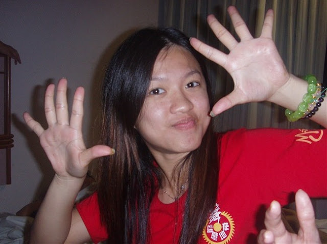 胜利的表情,爽!