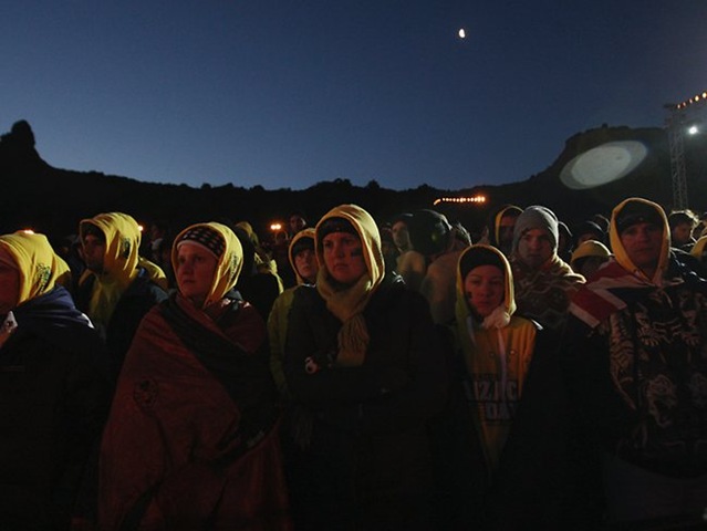 [Young Australians Gallipoli 2011[3].jpg]