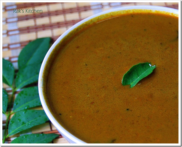 Karivepilai kuzhambu