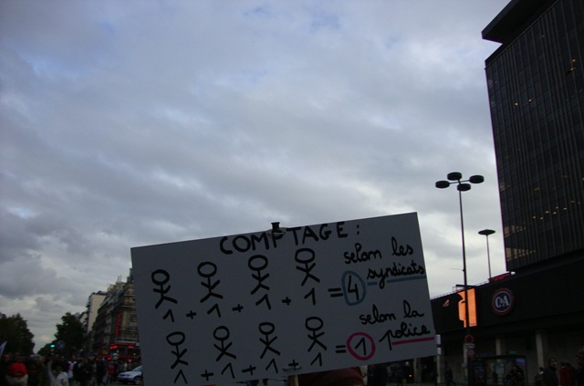 [Paris le 19 oct 10 071[2].jpg]