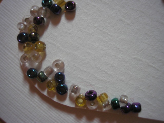 [Close Up beads[5].jpg]