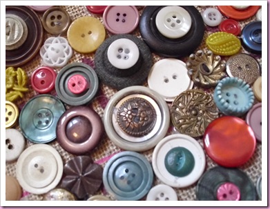 Buttons as a bag decoration