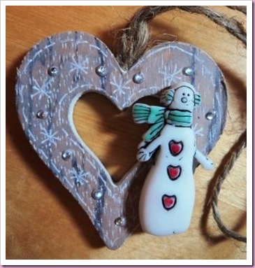 Snowman Wooden Heart tag 1