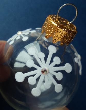 [Altered Clear Christmas Tree Bauble[5].jpg]