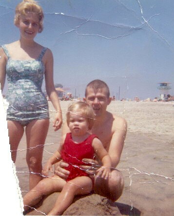 [Clayn, Karen & Julie on beach at Cape Cod, 1962_edited-1[4].jpg]