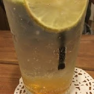 日日村咖啡食堂