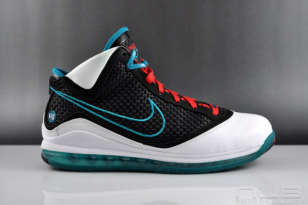 lebron 7 red carpet release date
