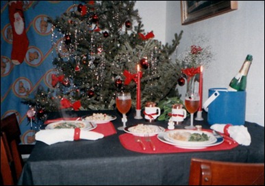 our newlywed Christmas Table