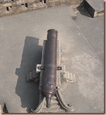 jhansi fort Bhawani Shankar canon used by womensoldier