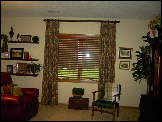 Family room and window 002