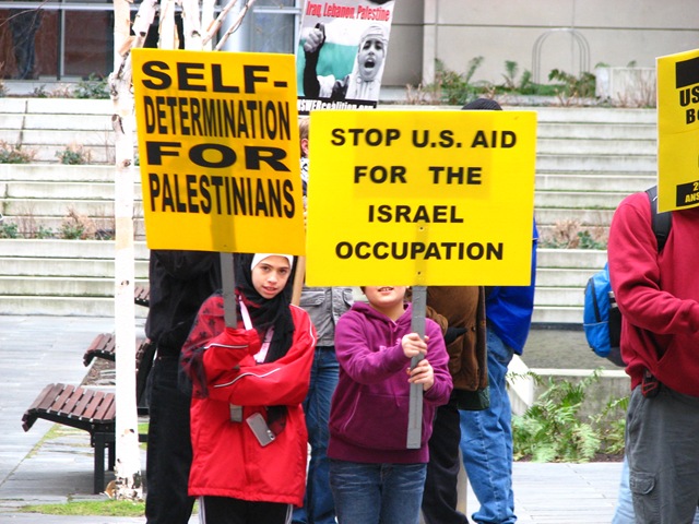 [Anti-Israel Protest Week3 074[2].jpg]