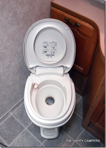 toilet 003