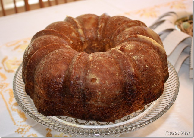 5 Flavor Pound Cake - This is the best pound cake recipe you'll ever try.  virginiasweetpea.com  #poundcake #cakerecipe