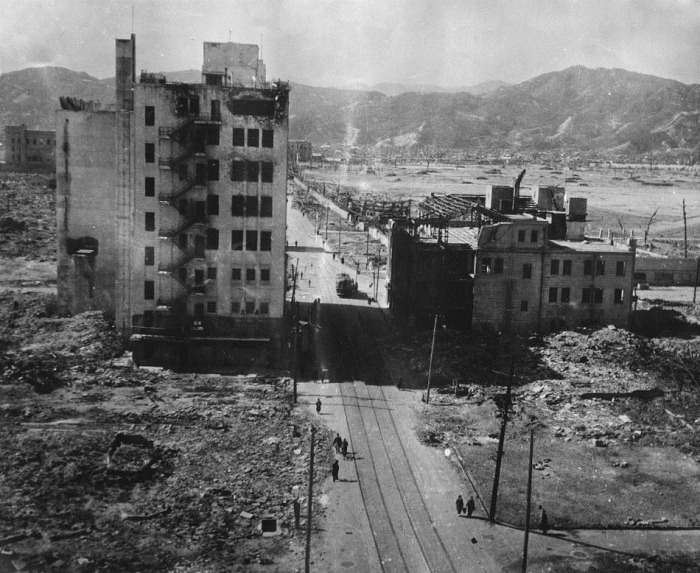 HIROSHIMA DESTRUCTION 1945