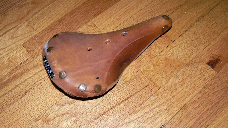 brooks red saddle